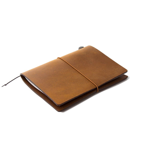 Traveler´s Notebook Starter Kit Passport Size, Camel - noteworthy